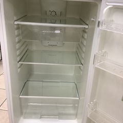 U-ING  ユーイング　冷蔵庫　ER-F23UH  2016年製　228L