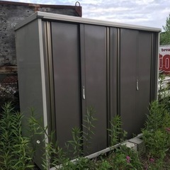 札幌市内、近郊配送無料 タクボ物置 中型 倉庫 TAKUBO