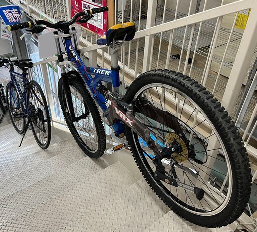 TREK クロスバイク TREK VRX 200 26インチ ブルー【ユーズドユーズ 