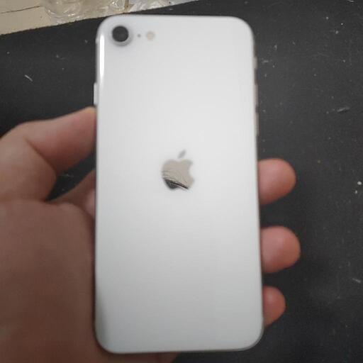 Apple iPhone SE2 ホワイト SIMロックなし iPhone SE2 128GB SIMフリー ホワイト SIMロックなし iPhoneSE2 128GB