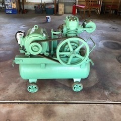 三相200Vコンプレッサー