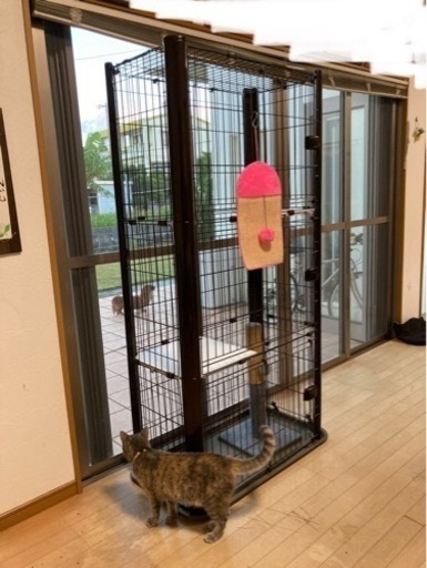 ⭕️値下げしました。おおきめ広々3段猫ゲージ（おまけ付き）