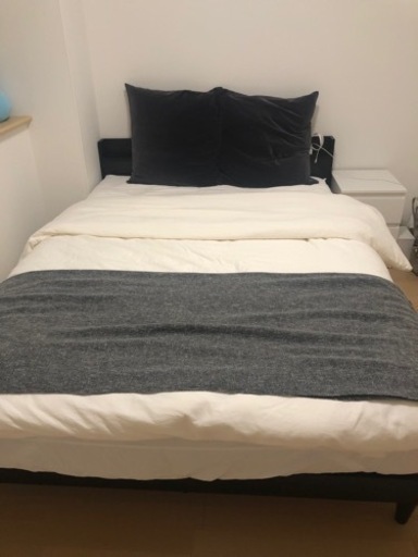 ダブルベッド寝具一式