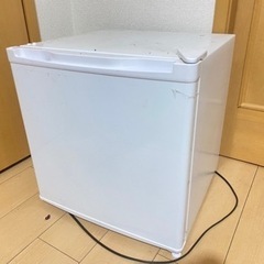 ミニ冷蔵庫　2000円　【受け渡し決定済み】