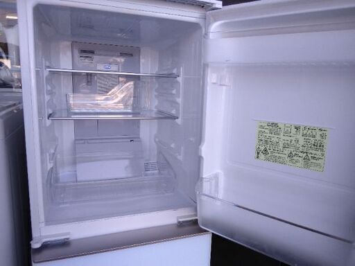 ボディーが美しいガラストップの高級冷蔵庫 プラズマクラスター搭載 シャープ 冷蔵庫