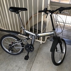 超美品　20インチ　折りたたみ自転車　切り替え6段　サスペンション付き　防犯登録解除済み