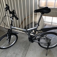 超美品　20インチ　折りたたみ自転車　切り替え6段　サスペンション付き　防犯登録解除済み