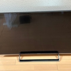 パナソニック　49型　LEDテレビ