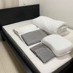 IKEAのダブルベットマルム+寝具一式【ベット本体のみも可】