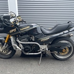 【ネット決済】GPZ900R A6 仏壇カラーオリジナル　売ります