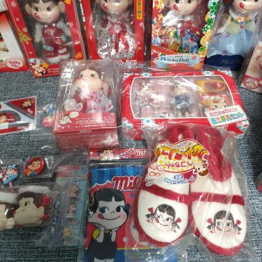 ペコちゃんフィギュア大量オマケ付き
