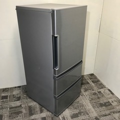 【配送料込み🚛】使いやすい140cmロータイプ⭕️AQUA３ドア冷蔵庫　272L