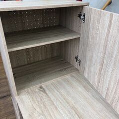 ▼値下げ▼【展示品・未使用品】 ミシン台 作業台 折り畳み式 収納付き 定価24,990円 💳自社配送時🌟代引き可💳※現金、クレジット、スマホ決済対応※