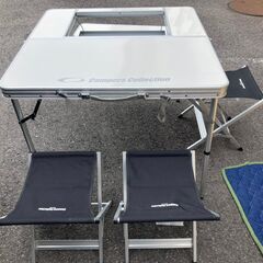 キャンプテーブルセット 椅子付き　E-211