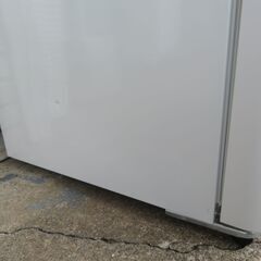 10【愛知店舗・清掃済】　ハイセンス　134L　冷蔵庫　2017年　　　