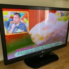 LG 32インチ　テレビ 2013