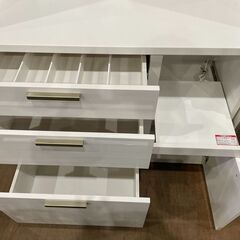 【愛品館市原店】ニトリ　ソレル　3枚扉キッチンボード