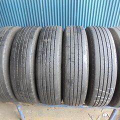 ブリヂストン　R202 Ecopia　205/85R16 117/115L LT　6本　7～8分溝