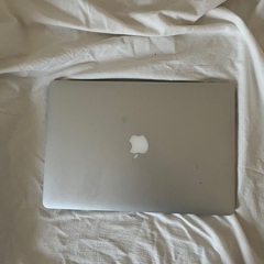 【ジャンク扱い】中古　MacBook Pro