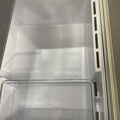 凹み,内部トレーヒビ有)3ドア冷蔵庫 AQUA AQR-27G2 272L 2018年製 入荷致し