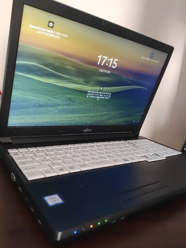 富士通 7世代Corei5　メモリ8G CD/DVD/読み書き　大画面15.6インチ　　USB3.0 Wifi対応