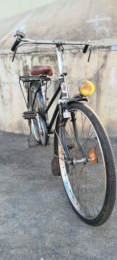 昭和レトロのヴィンテージ自転車（室内保管）メッキ部分に輝きの残る 