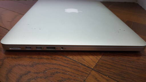 Apple MacBook Pro A1502 本体のみ ACアダプターがないため動作未確認