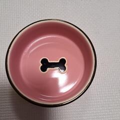 【売約済】お値下げ中！犬用 ごはん お皿 陶器 ピンク ほね