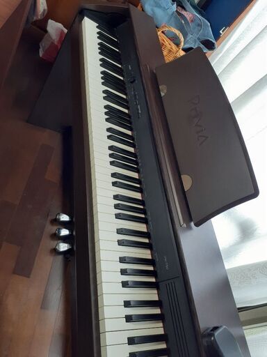 *格安！中古電子ピアノCASIO　PX750