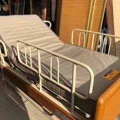 昇降機能付き 電動リクライニングベッド フランスベッド