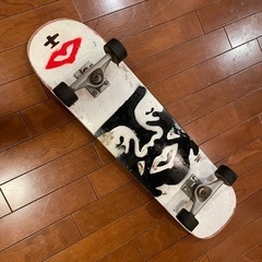 【受け渡し者決定済】スケートボード