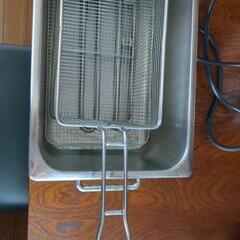 お値下げ品、電気ミニフライヤー