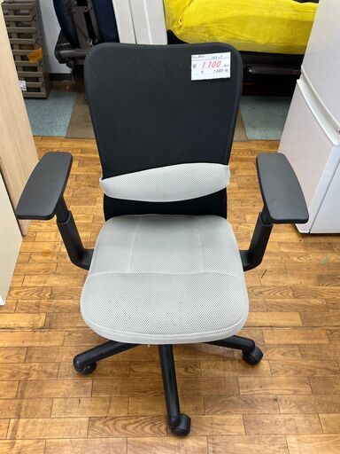 最終値下】OKAMURA オカムラ オフィスチェア ヴィスコンテ肘掛け有 最終値下】OKAMURA オカムラ オフィスチェア ヴィスコンテ肘掛け有