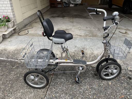 TOBU AERO クークルMII シニア向け 三
輪自転車 日本製 （シルバー） TOBU AERO クークルMII シニア向け 三輪車 日本製 （シルバー） パンク