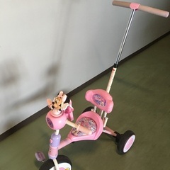 １歳頃〜　ミニーちゃん　三輪車（足乗せ→ペダルへ交換可能）