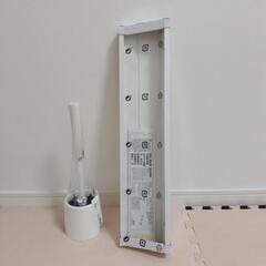 IKEA　トイレブラシ·飾り棚