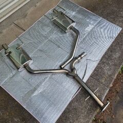 200系クラウンマフラーになります