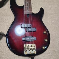 ベースギター YAMAHA　BB850　ソフトケース付き