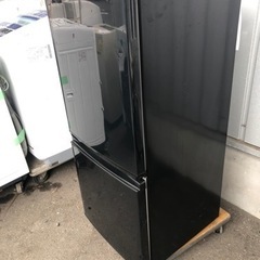 福岡市内配送無料シャープ SHARP SJ-D14B-B [冷蔵庫(137L・つけかえどっちもドア) 2ドア ブラック系]