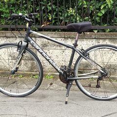  ★お届け可！★ 『cannondale Quick C4』700×30C 3×9＝27段変速　ブラック  フレームM