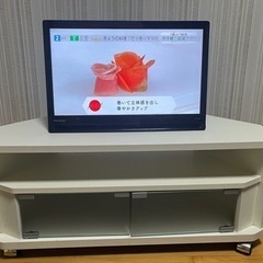 【決まりました！:０円】白いテレビ台