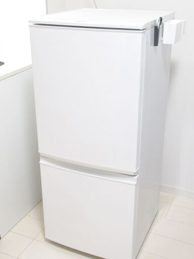 シャープ ノンフロン 2ドア冷凍冷蔵庫 137L（2016年製）