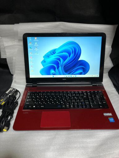 Nec LaVie S LS150/TSR (PC-LS150TSR) 2014年秋モデル・Dual-Core-Cel-2957U(2コア/2スレッド・第4世代Haswell)搭載 / HDDは750GB / メモリーは8GB(最大16GB) / Win11＆ Office2010インストール済 / 大画面15.6インチWXGA (1366x768)省電力スーパーシャインビューLED液晶搭載/ DVDスーパーマルチドライブ搭載 / ギガビット有線LAN＆無線LAN / Webカメラ / ルミナスレッド