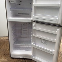 KR131 275L 冷蔵庫　YRZ-F28-C1 YAMADA 2015年
