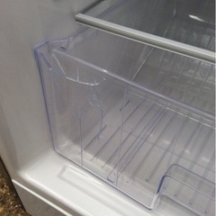 KR131 275L 冷蔵庫　YRZ-F28-C1 YAMADA 2015年