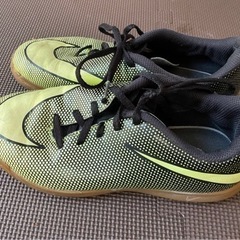 nike フットサルシューズ　23cm