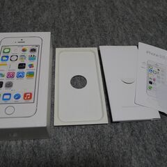 iPhone5S 化粧箱と説明書（本体はありません）