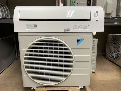 K04308　2020年製　ダイキン　中古エアコン　主に6畳用　冷房能力　2.2KW ／ 暖房能力　2.2KW