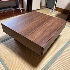 日本製85✖️80角の引出し付センターテーブル