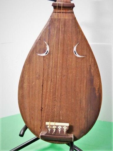 琵琶時 四弦五柱 代和楽器 ジャンク品 (現品の参考動画あり) 琵琶時 四弦五柱 代和楽器 ジャンク品 (現品の参考動画あり)